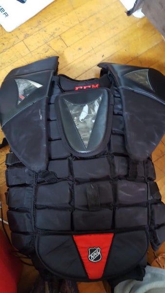 CCM AB Pro Senior Chest Protector Large