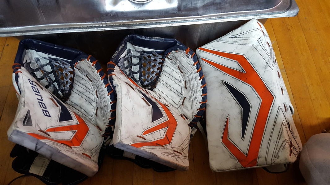 Bauer TotalOne gloves and blocker Custom NCAA