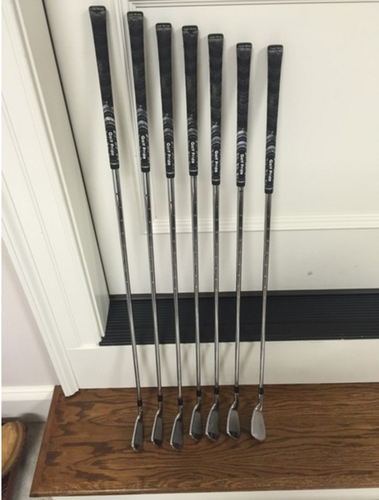 Titliest AP2 irons (712 model) 4i-PW (right-handed)