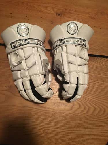 White Maverik M3 no cuffs Size 13"/L
