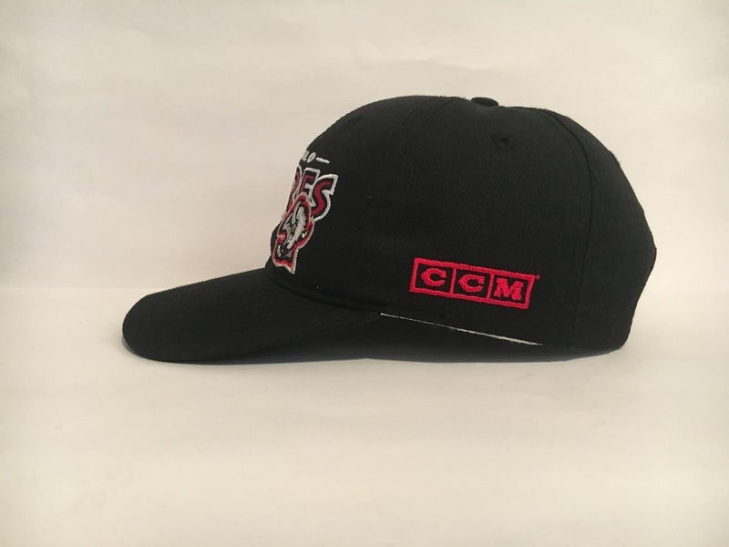 Black & Red Era 1996-2006 BUFFALO SABRES Snapback Hat Logo7 Cap