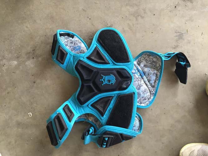 Brine king shoulder pad