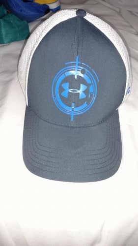 under armor hockey hat
