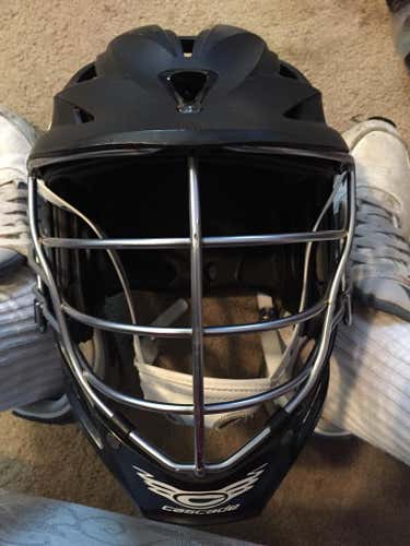 Like new Matte Black Cascade R Lacrosse Helmet
