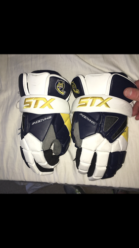 Quinnipiac University STX Shadow Gloves Size 13"
