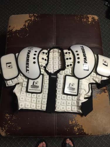Farrell Shoulder Pads