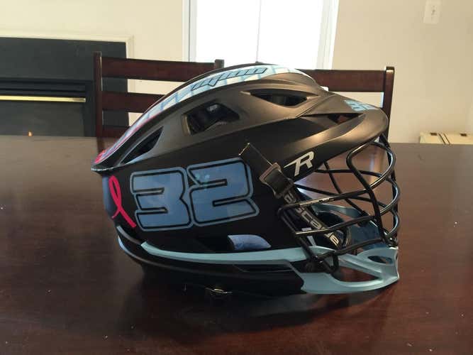 Matte black R w light blue chin and black mask