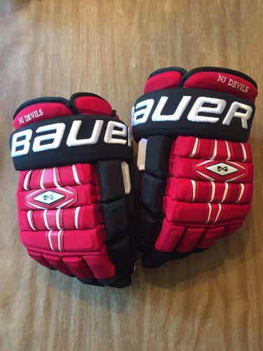 Brand New Pro Stock New Jersey Devils Bauer Nexus 1000 Hockey Gloves 14"