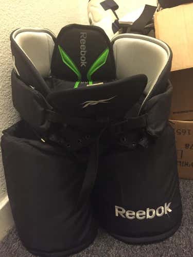 Reebok 16k Hockey Pants Medium