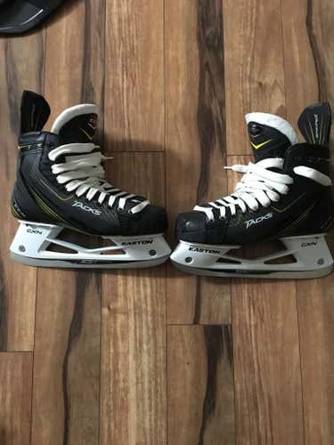 7.5EE CCM Tacks skates