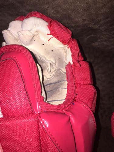 Easton MAKO 15in GLOVES