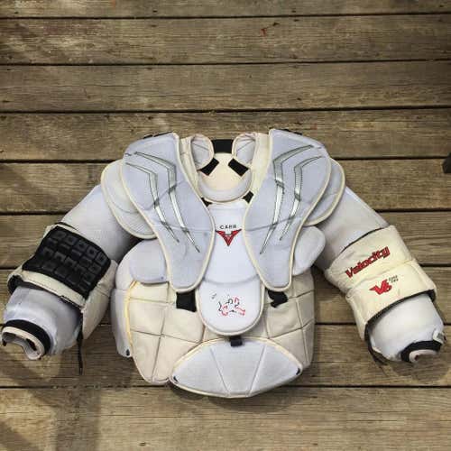 Vaughn V6 2200 chest protector SR LG