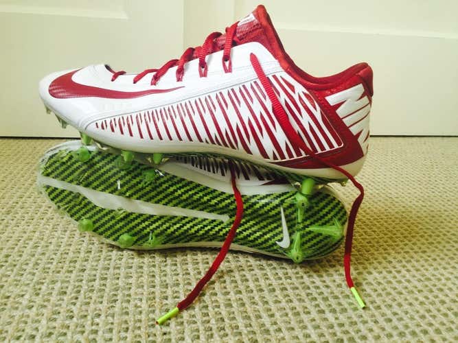 Men's Nike Cleats - Red and White