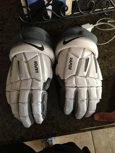 Nike Vapor Gloves