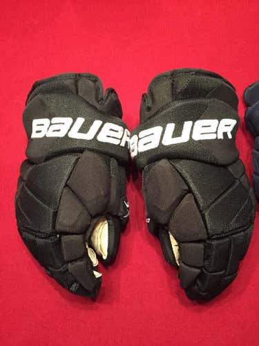 Providence College Bauer X60 extended cuff Gloves 14"