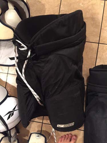 Nike Bauer Pants SR Large Used