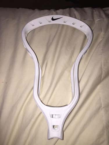 Nike Lakota U