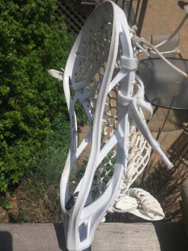 White Maverik Optik U Head with Gait Ice Shaft