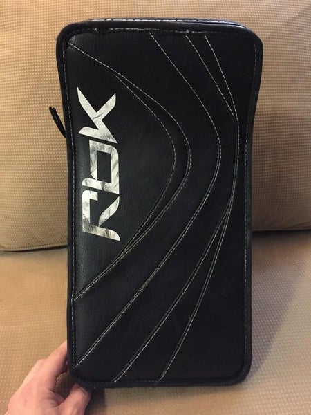 Reebok Senior 8K Blocker Right