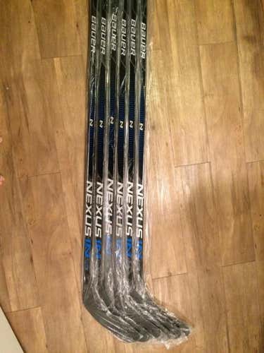 2 New Pro Stock Bauer Nexus 1N RH 87 flex extra grip P91A
