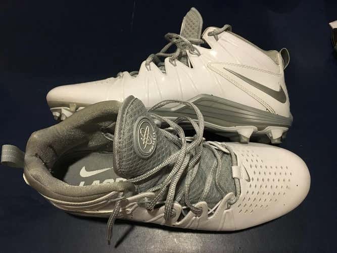 White and Grey Huarche Cleats (Yale, 2015)