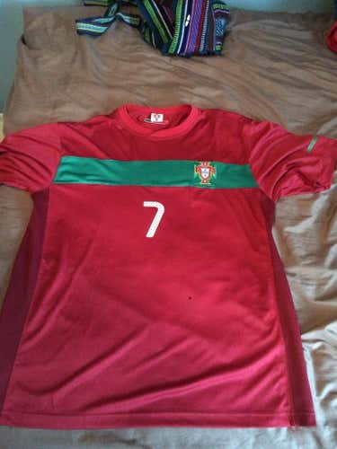 Red/Maroon Ronaldo jersey