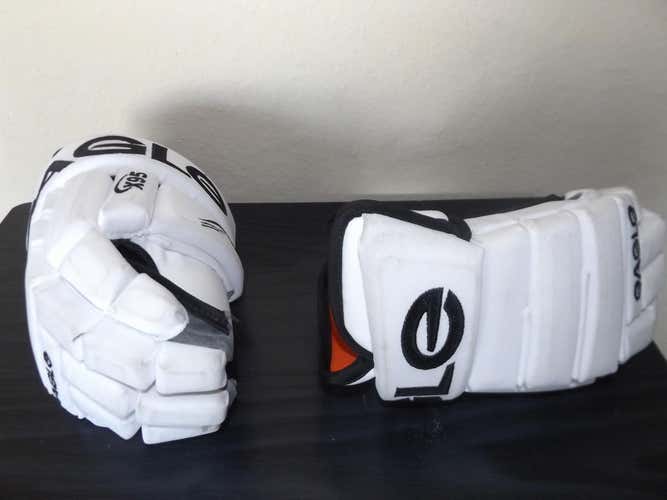 Eagle Aero Gloves Black/White