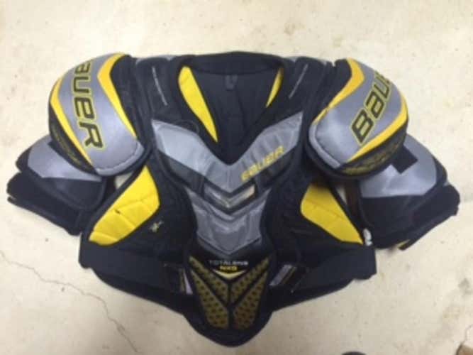 Bauer TotalOne NXG Sr Lg Shoulder pads