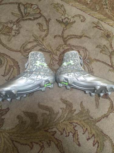 Under Armour Highlight cleats