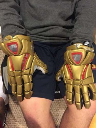 BRAND NEW Custom Maverick Rome RX3 size 14