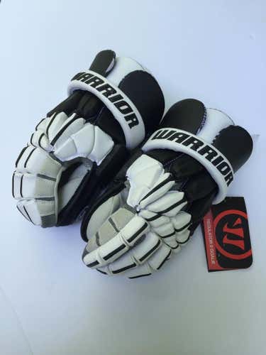 BNWT Regulator 2 Goalie Gloves