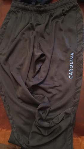UNC team issued sweatpants