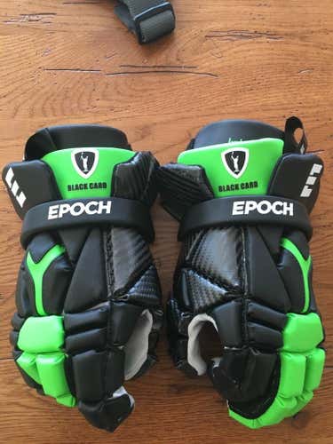 Epoch Integra Shoulder Pads and Gloves