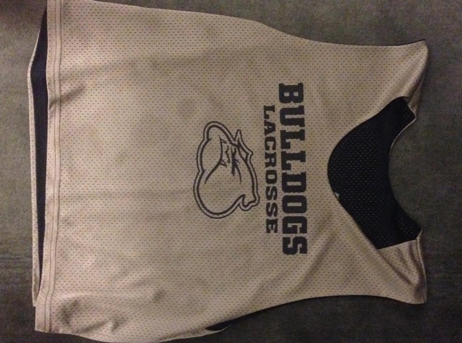 Yale bulldog lacrosse apparel. More pinnies and argyle shorts