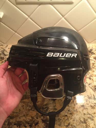 Brand New Retail Bauer 4500 Hockey Helmet Black Medium