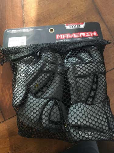 Maverik Rome RX3 goalie golves