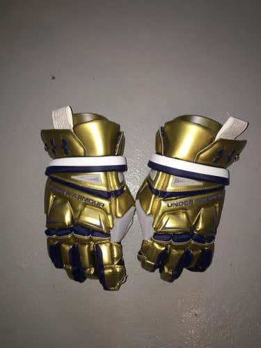 Notre Dame Under Armour Engage Gloves