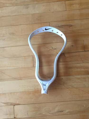 Nike Lakota U