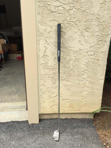 Scotty Cameron studio select Fastback No. 1