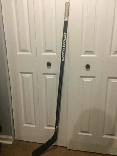 INT. Sherwood Rekker EK15