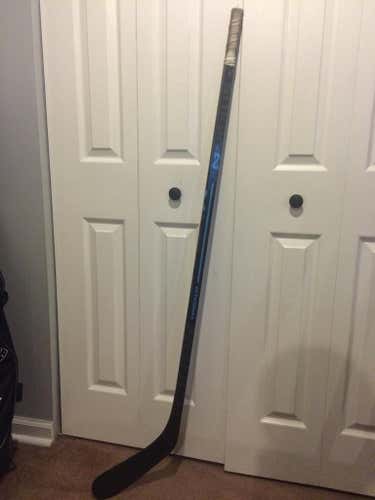 INT. Bauer Nexus 8000 LE