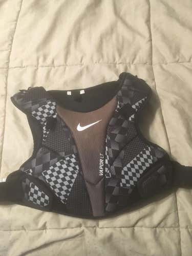 Nike vaporlt shoulder pads