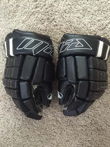 MIA 14" glove