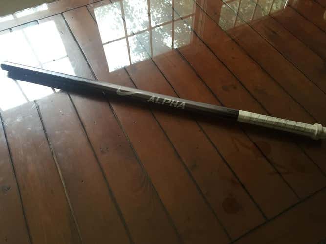 Nike Alpha Shaft