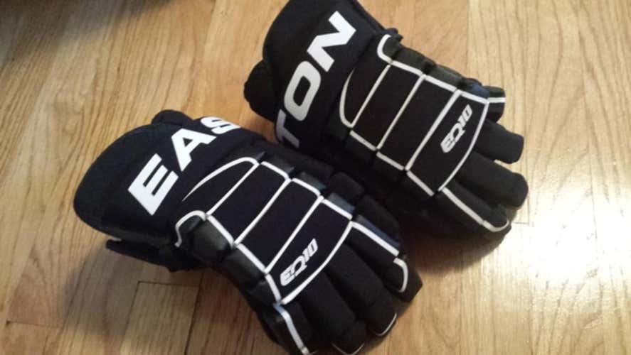 Mens easton hockey gloves black/white