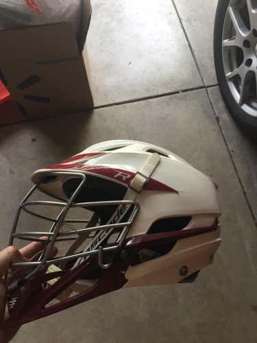 White and Maroon Cascade R