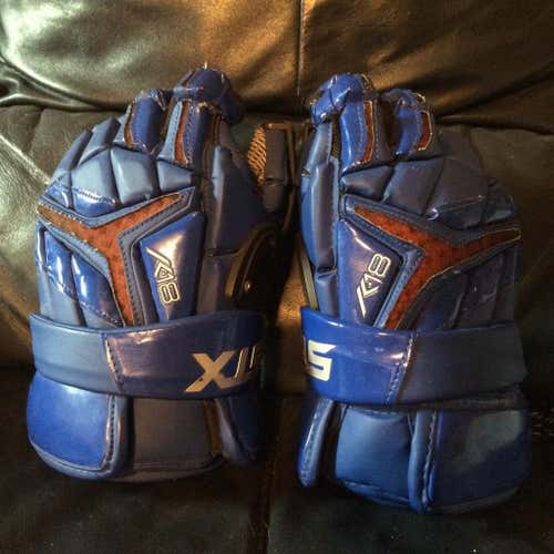 STX K18 Royal Blue Goalie Gloves