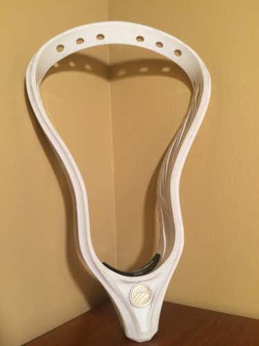 Like New Unstrung White Maverick Tank Universal