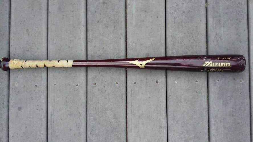 Mizuno Maple &  Louisville Slugger Maple Bats