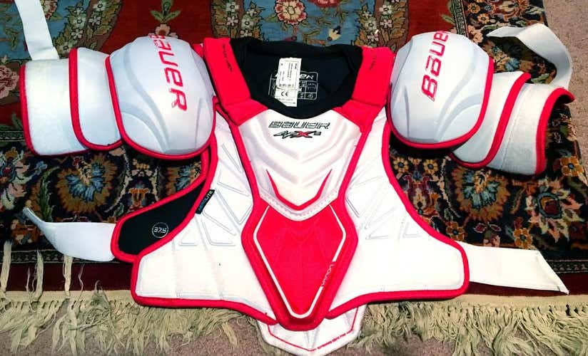 Bauer Shoulder Pads